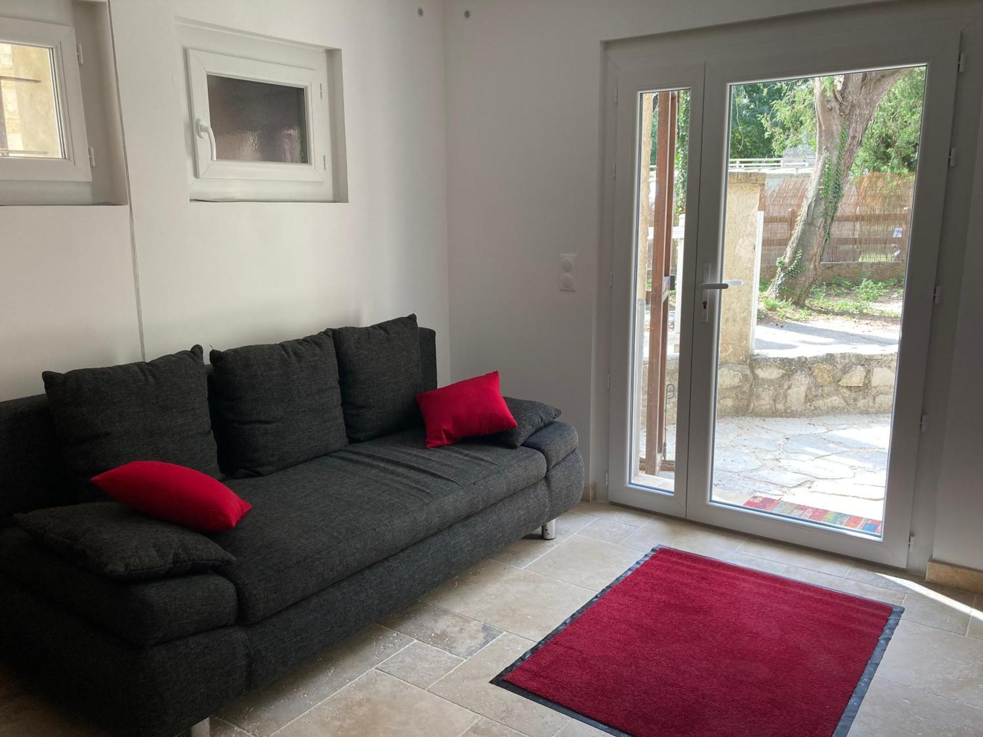 Le Studio D Aurelie Avec Spa Ete En Pleine Campagne Et Proche De Toute Commodite Roquemaure  Esterno foto